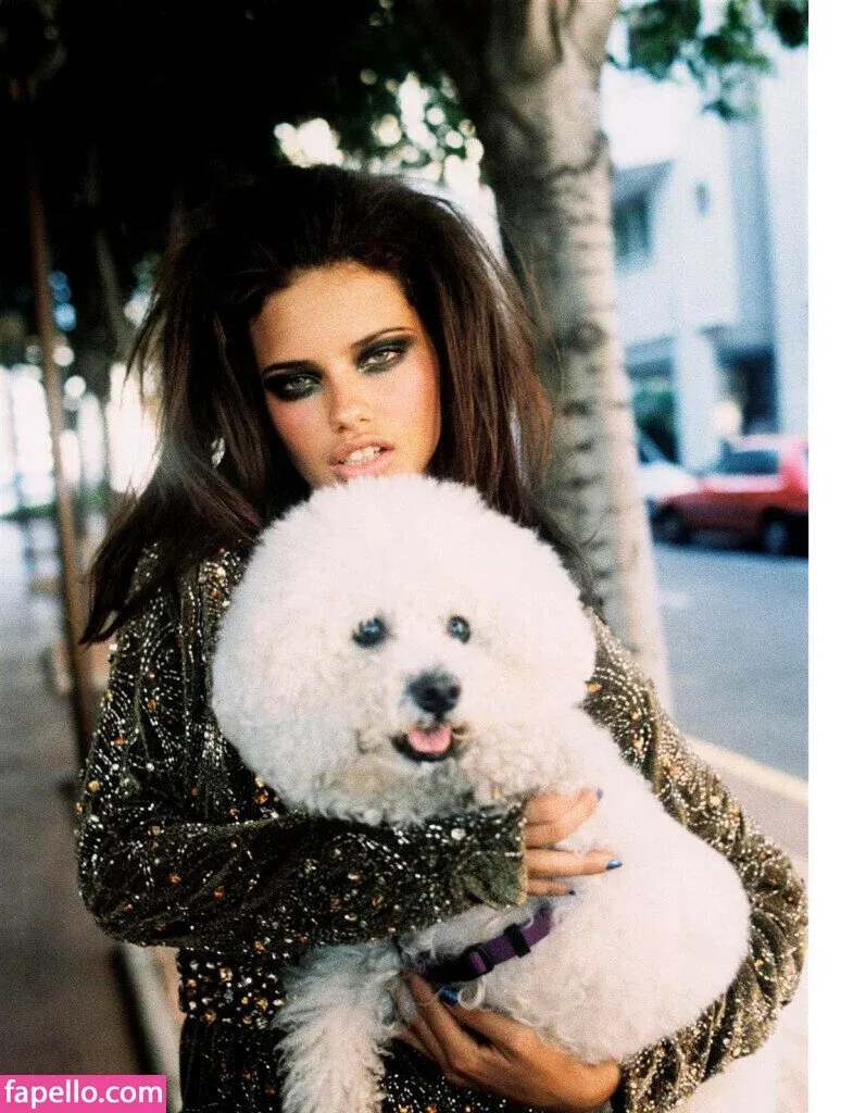 Adriana Lima Onlyfans Photo Gallery 