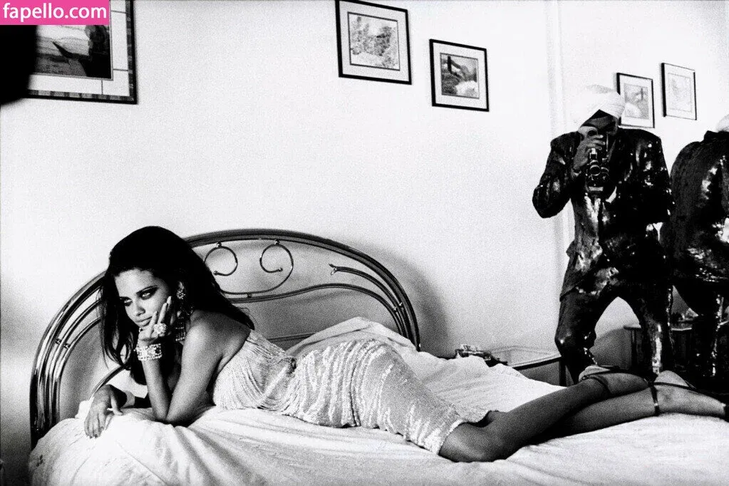 Adriana Lima Onlyfans Photo Gallery 