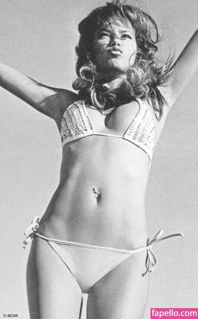 Adriana Lima Onlyfans Photo Gallery 