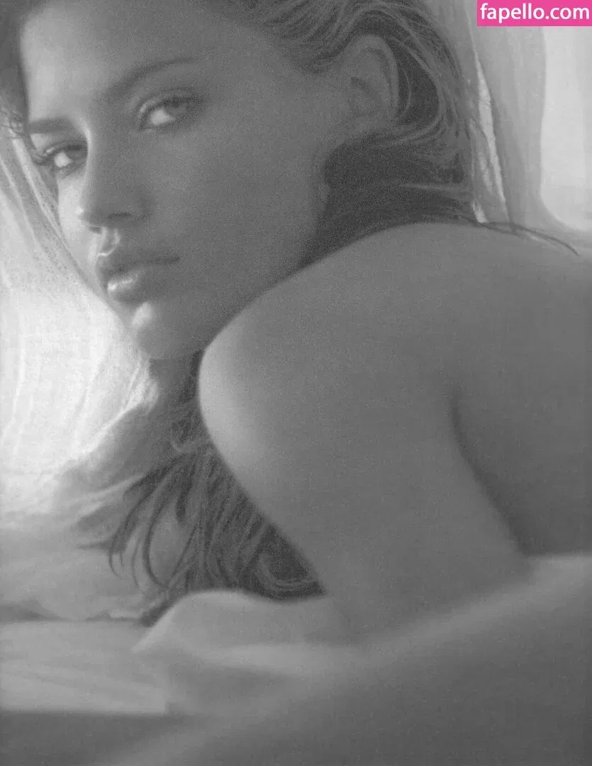 Adriana Lima Onlyfans Photo Gallery 