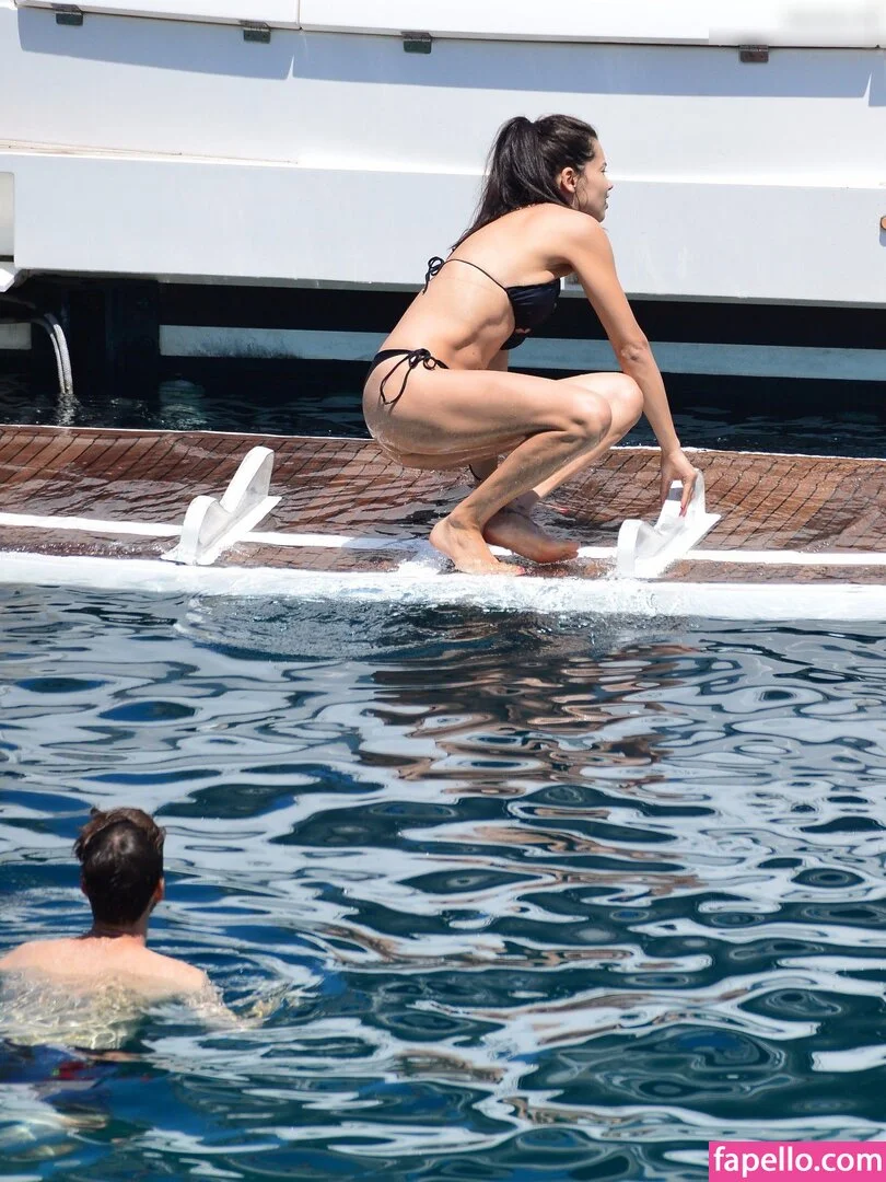 Adriana Lima Onlyfans Photo Gallery 