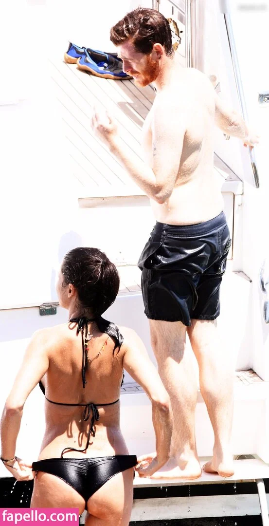 Adriana Lima Onlyfans Photo Gallery 