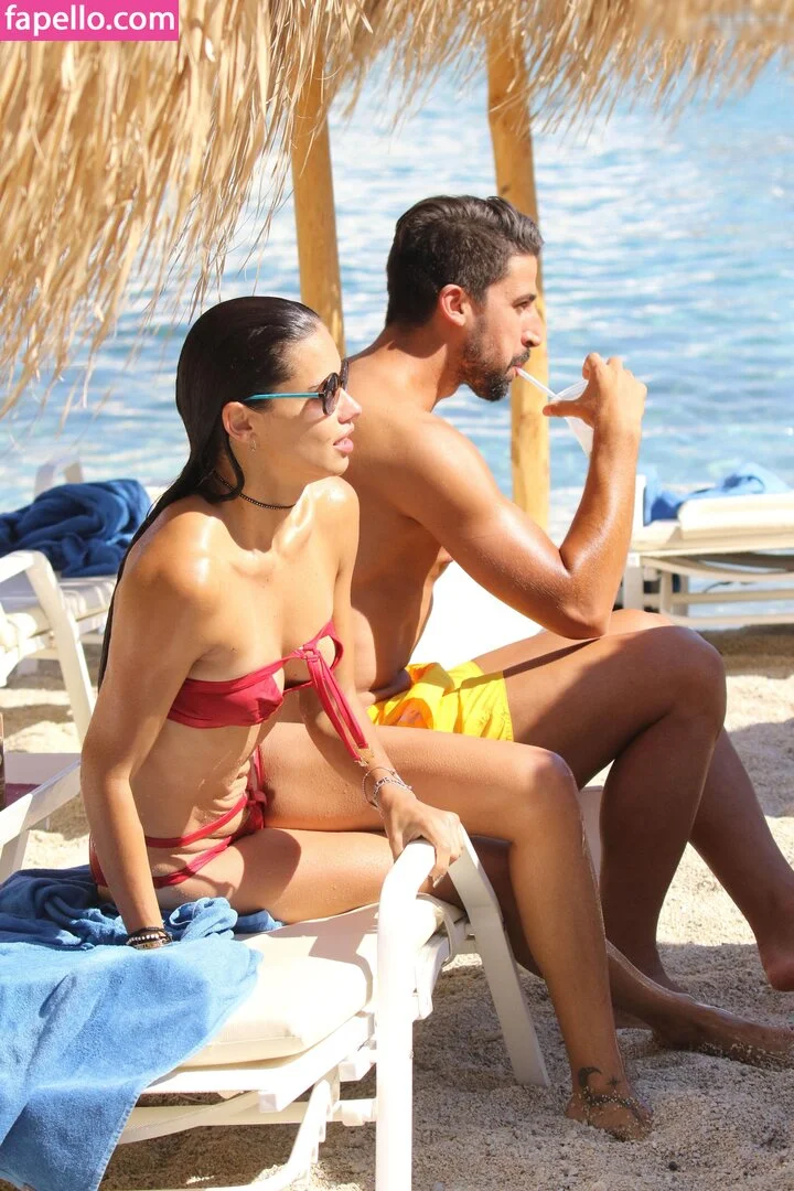 Adriana Lima Onlyfans Photo Gallery 