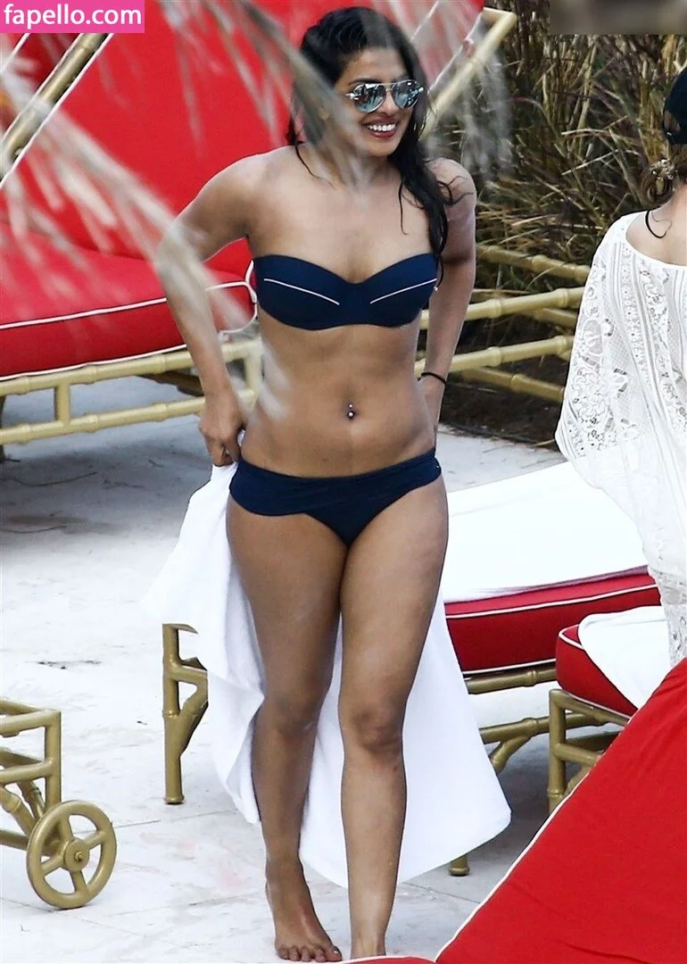 Adriana Lima Onlyfans Photo Gallery 