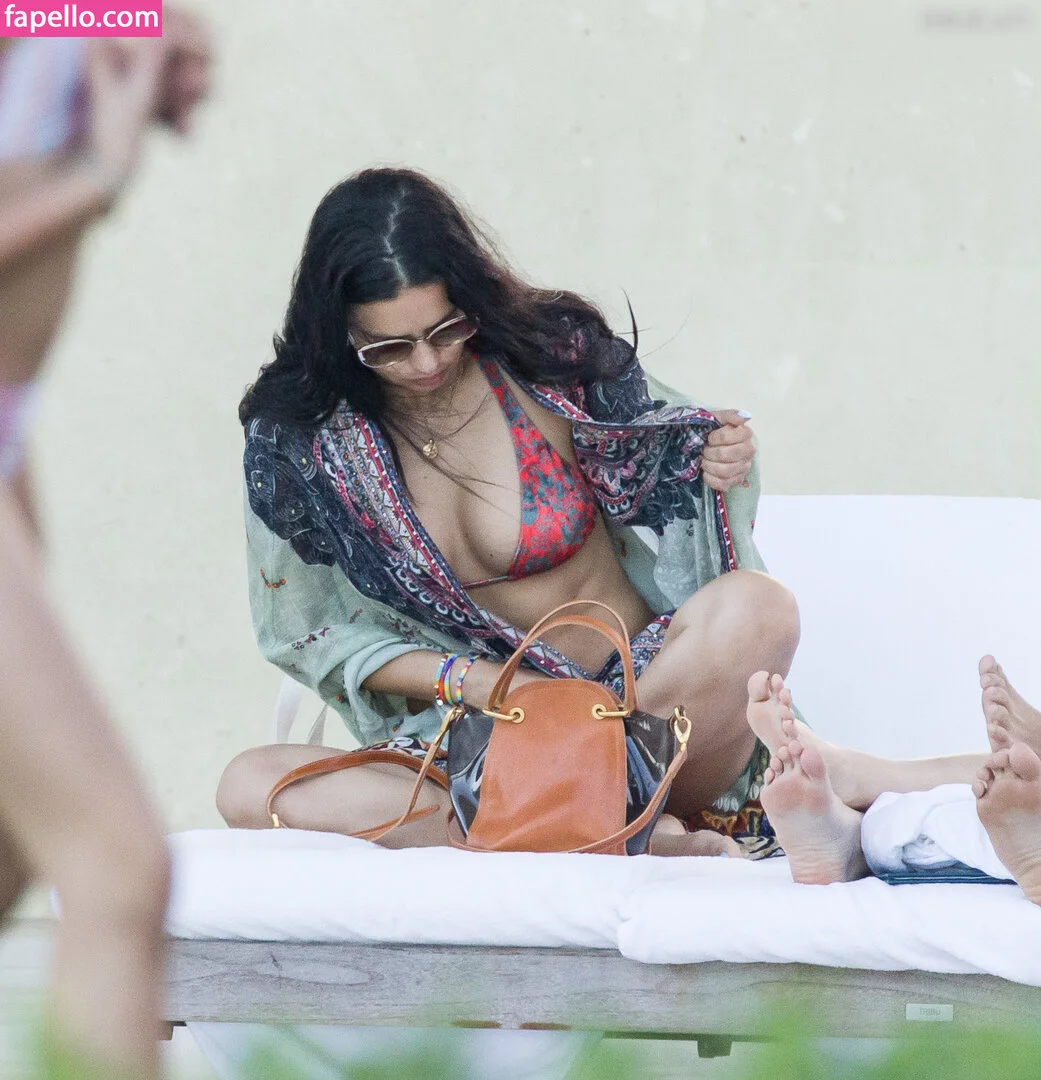 Adriana Lima Onlyfans Photo Gallery 