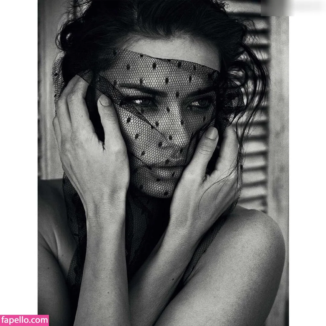 Adriana Lima Onlyfans Photo Gallery 