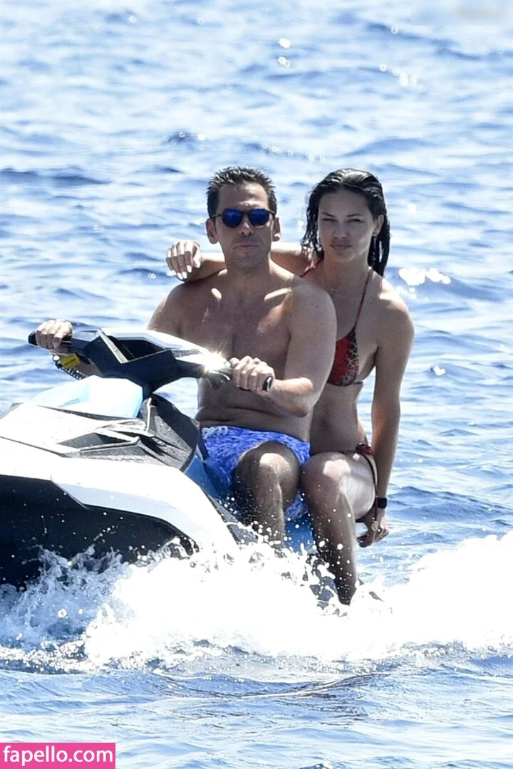 Adriana Lima Onlyfans Photo Gallery 