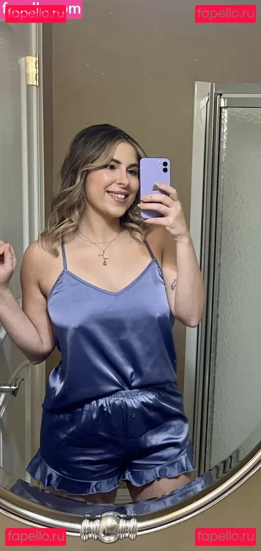 Dogsanimeandhiking Onlyfans Photo Gallery 