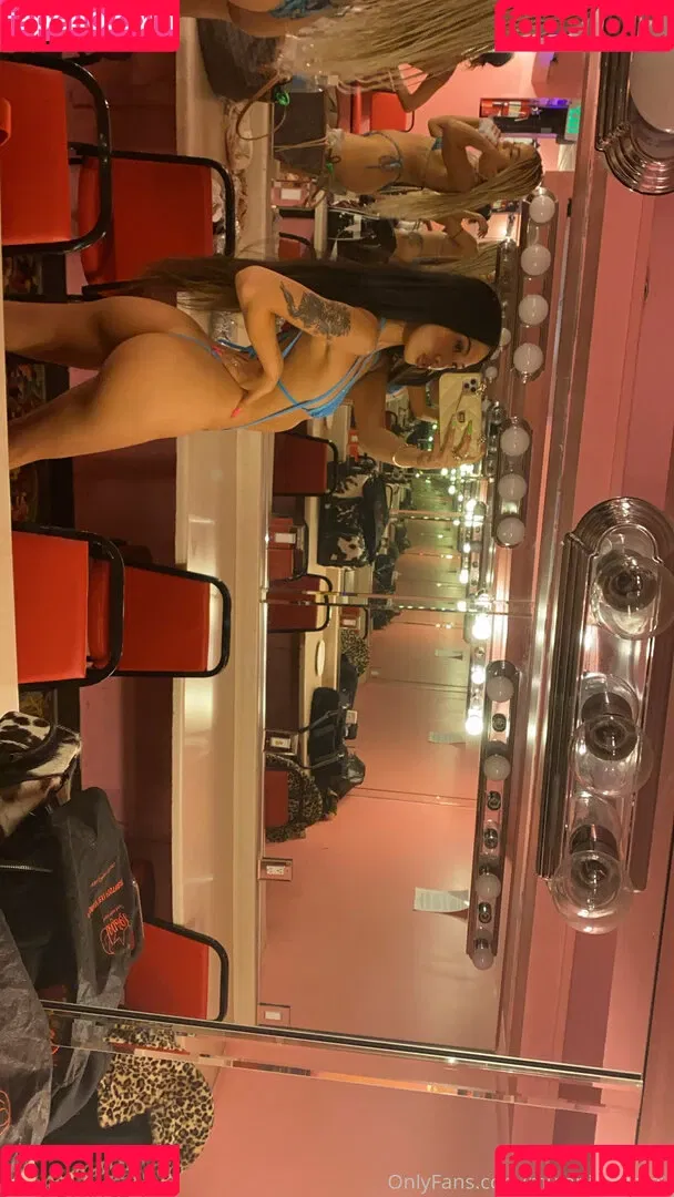 wetaja Onlyfans Photo Gallery 