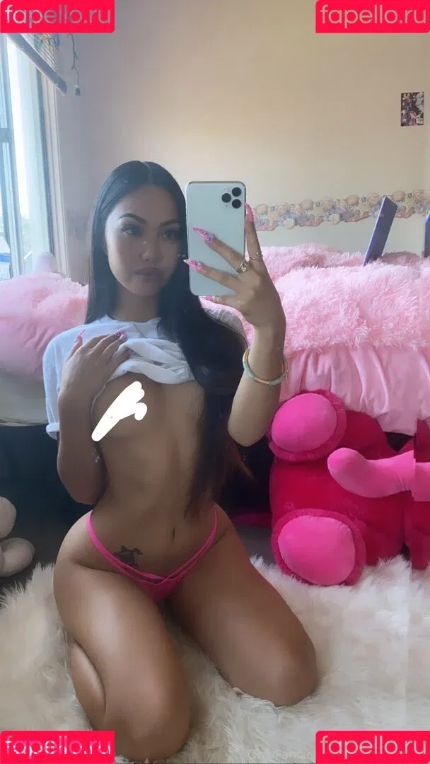 wetaja Onlyfans Photo Gallery 