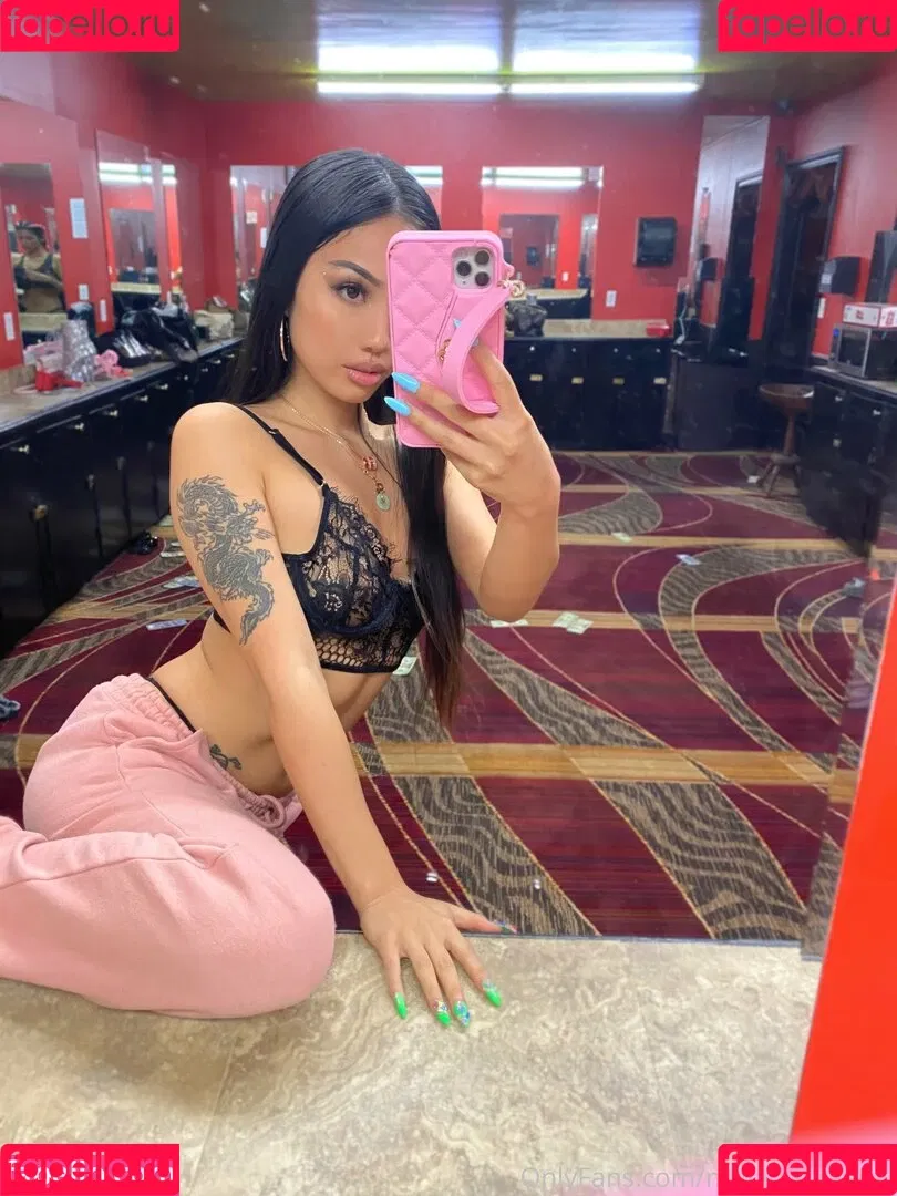 wetaja Onlyfans Photo Gallery 