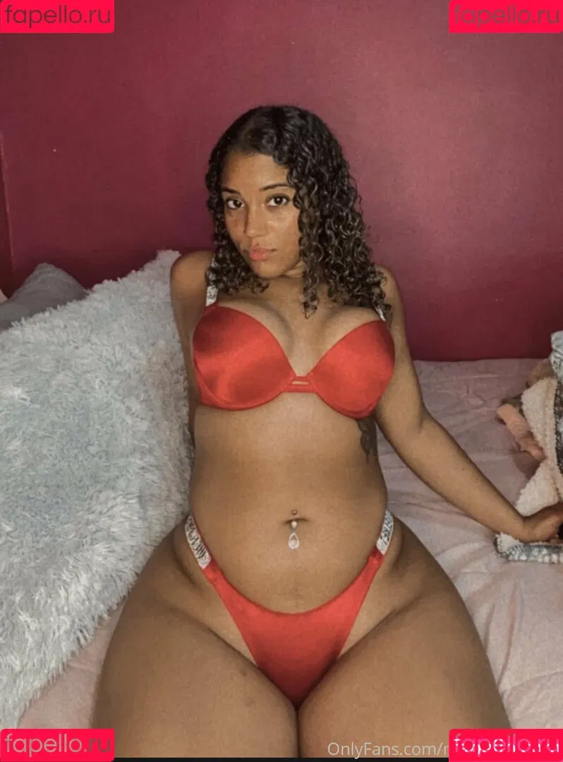 wetaja Onlyfans Photo Gallery 