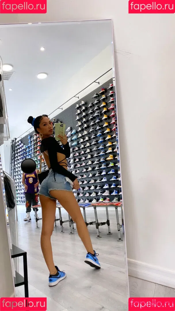 wetaja Onlyfans Photo Gallery 