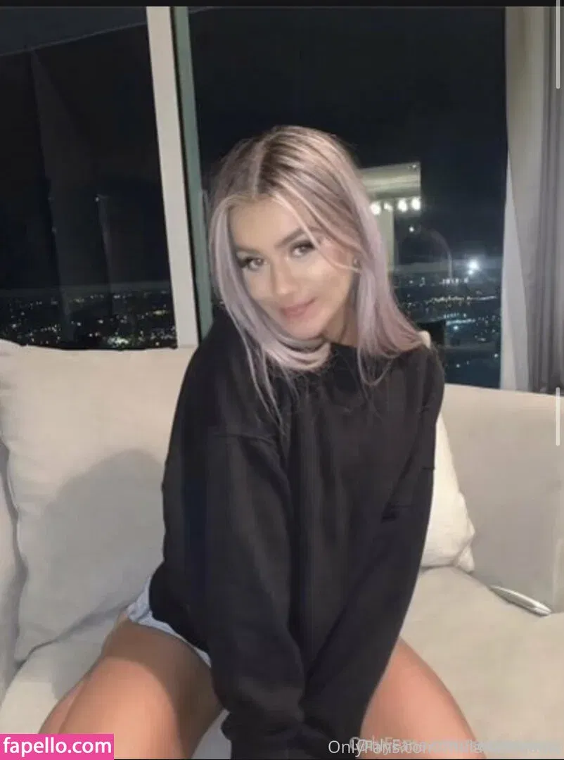 wetaja Onlyfans Photo Gallery 