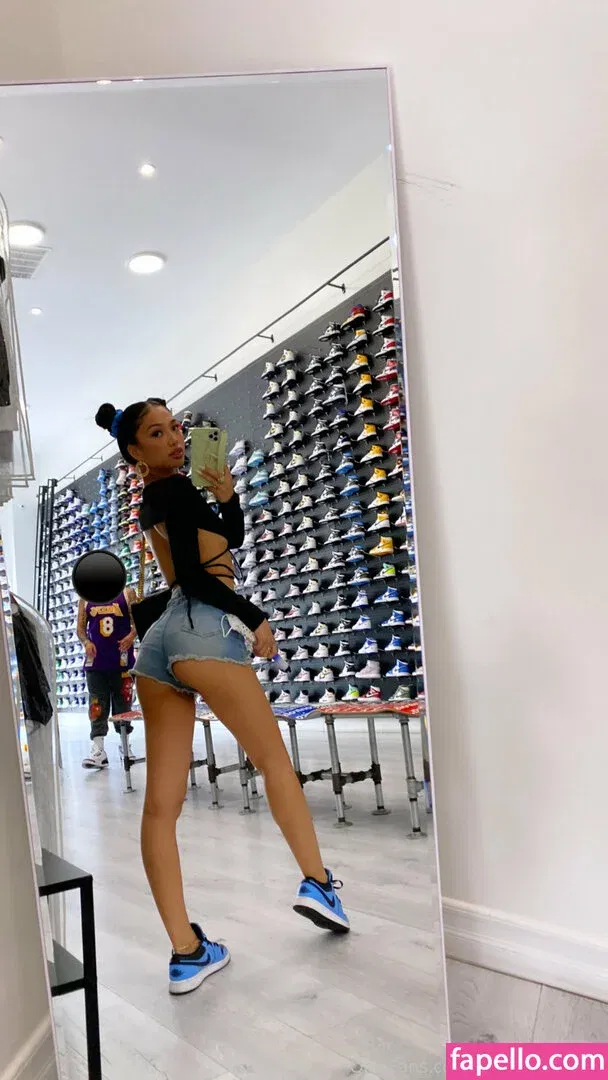 wetaja Onlyfans Photo Gallery 