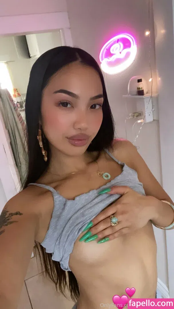 wetaja Onlyfans Photo Gallery 