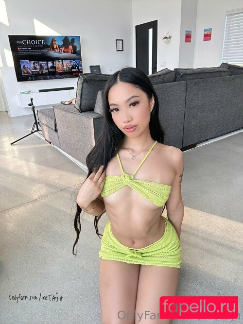 wetaja Onlyfans Photo Gallery 