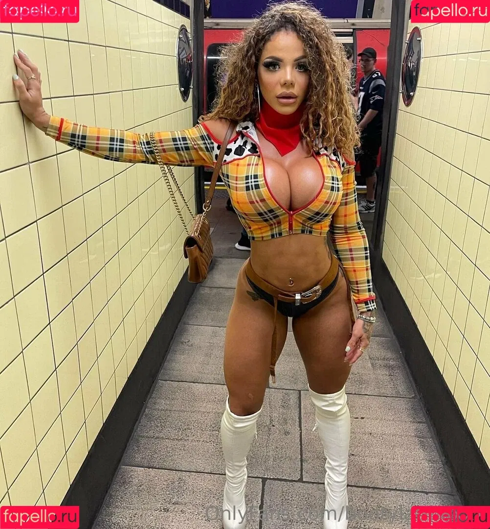 Bootylatinaxxx Onlyfans Photo Gallery 