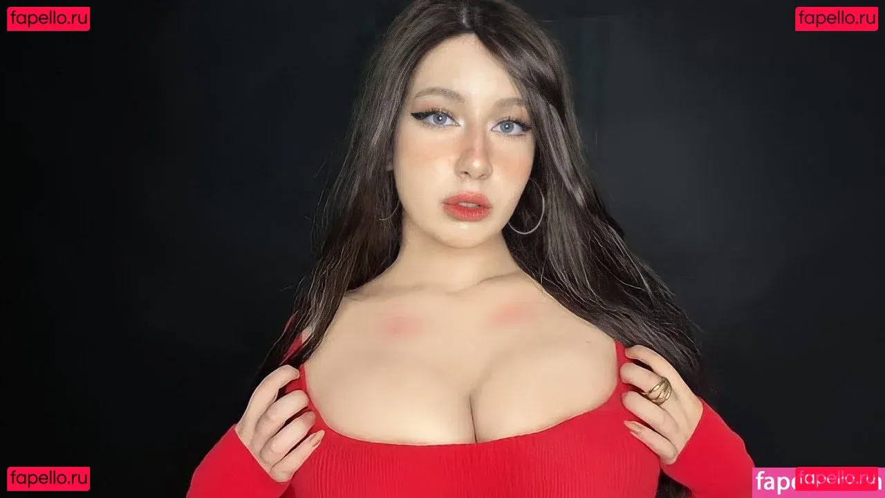 Shiny ASMR Onlyfans Photo Gallery 