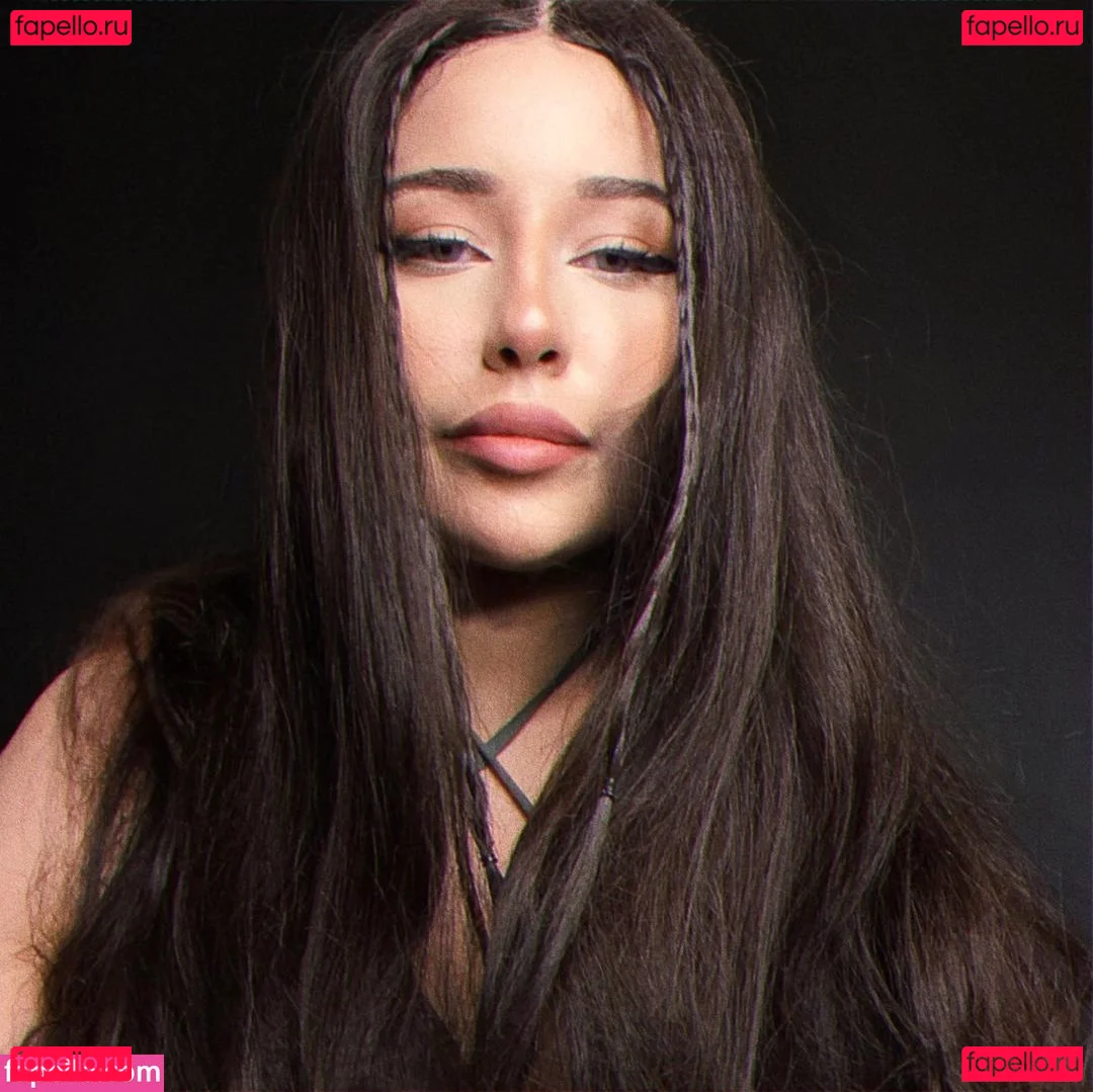 Shiny ASMR Onlyfans Photo Gallery 