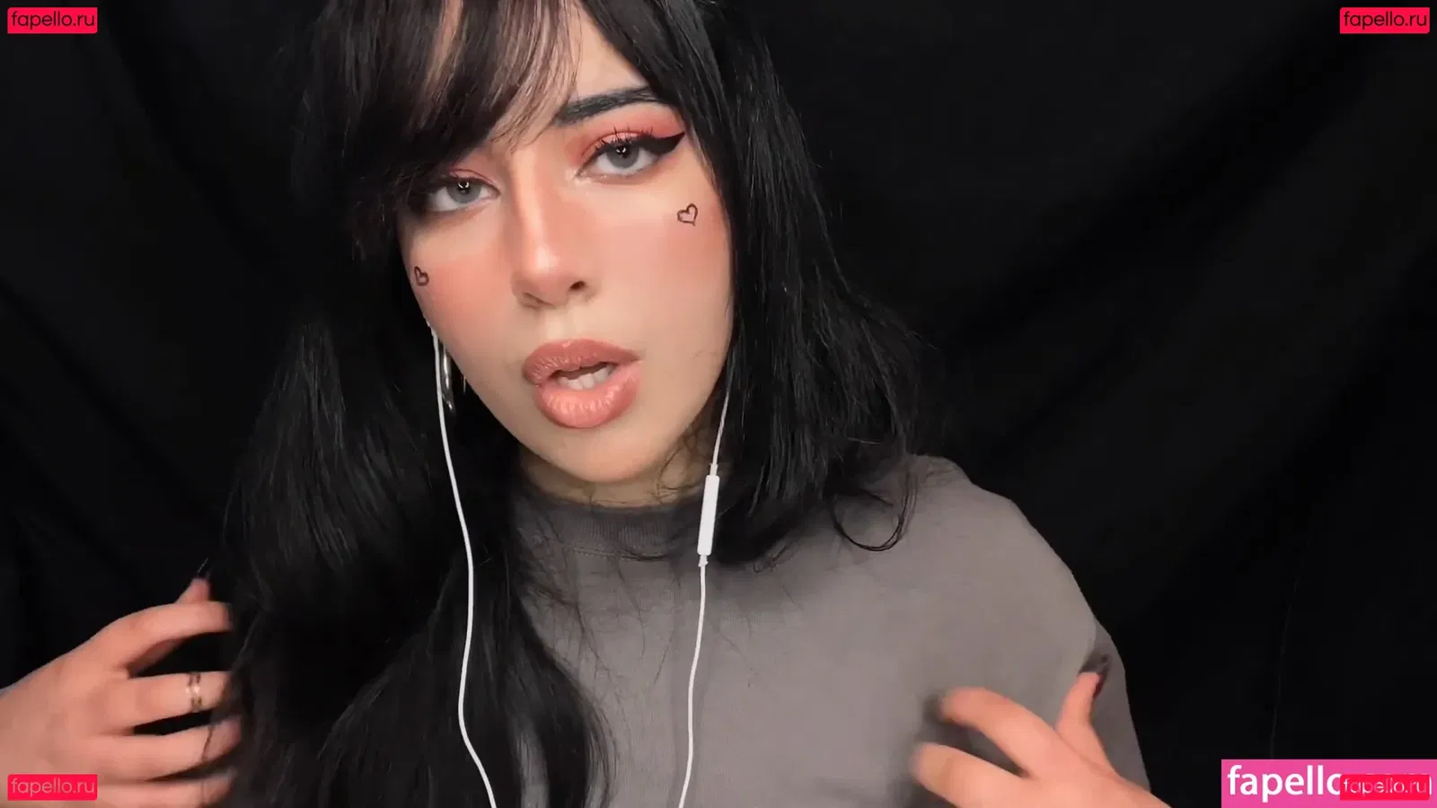 Shiny ASMR Onlyfans Photo Gallery 