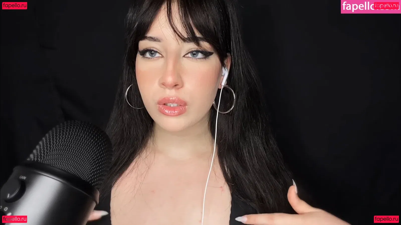 Shiny ASMR Onlyfans Photo Gallery 