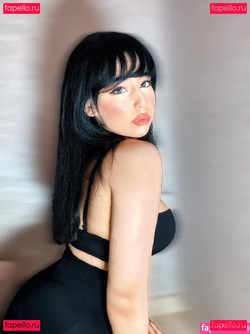 Shiny ASMR Onlyfans Photo Gallery 