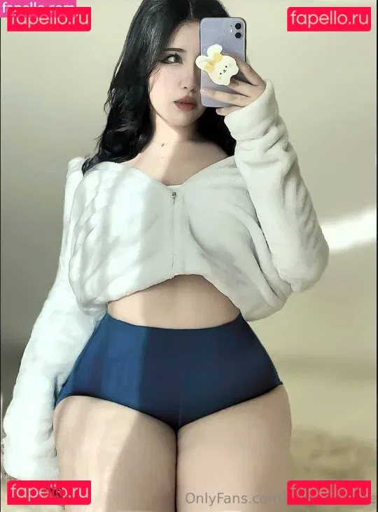 Shiny ASMR Onlyfans Photo Gallery 