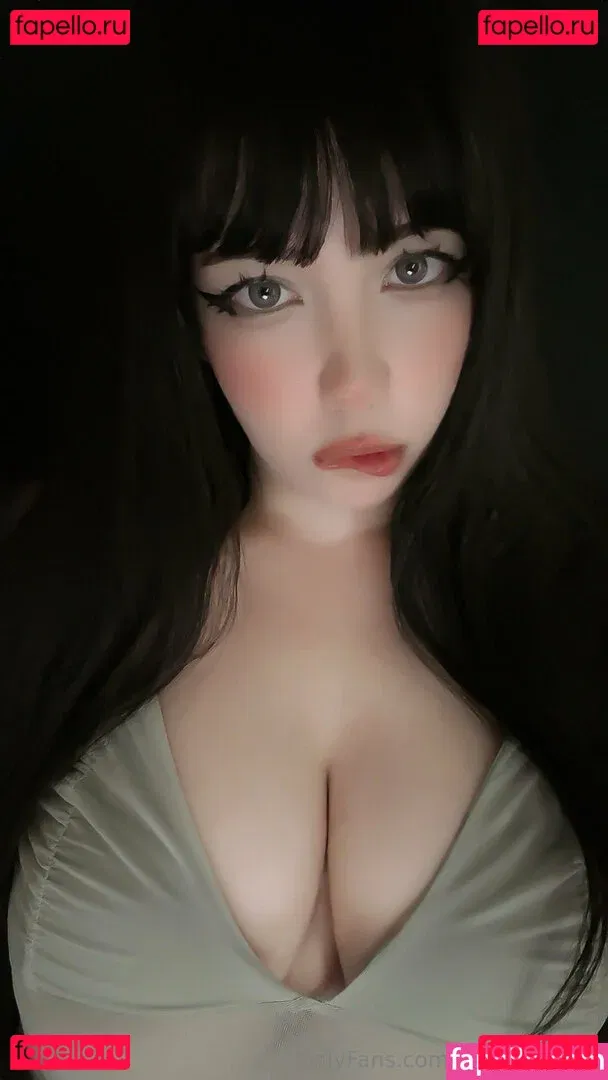 Shiny ASMR Onlyfans Photo Gallery 