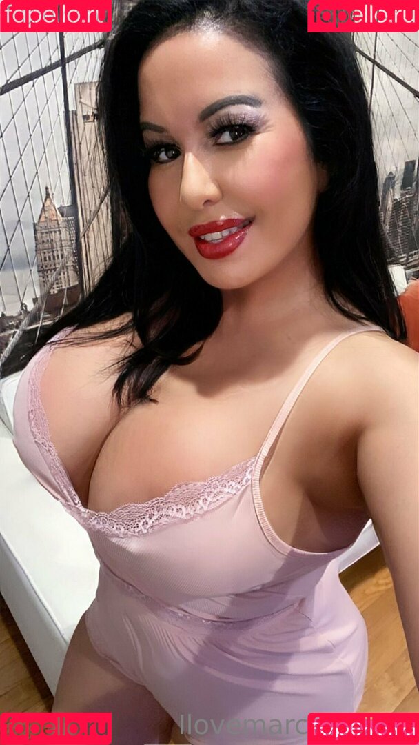 latinamilfnyc Onlyfans Photo Gallery 