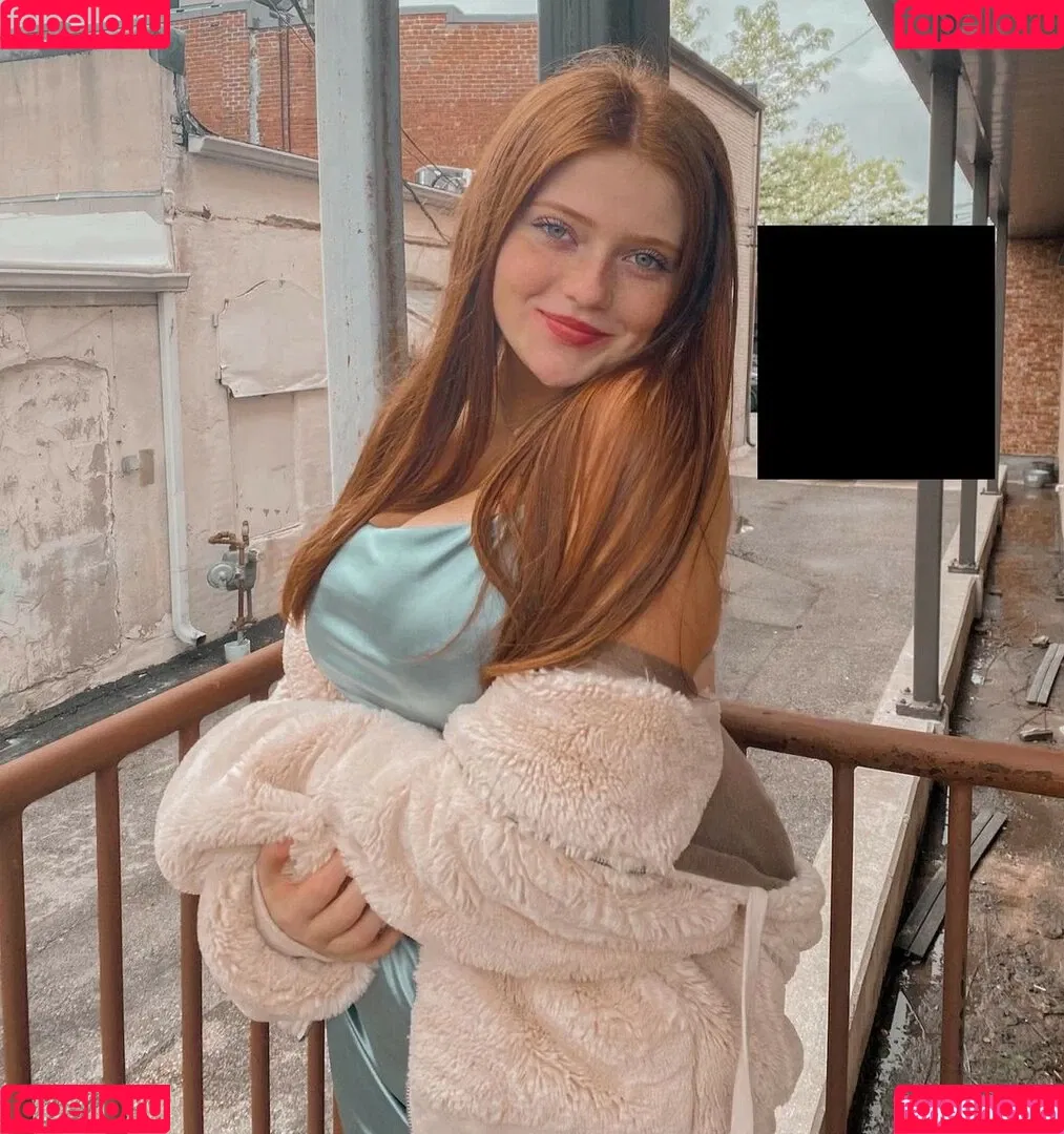 Claudia Onlyfans Photo Gallery 