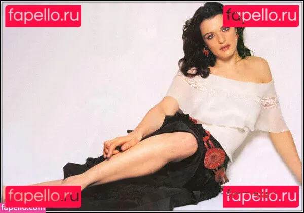 Rachel Weisz Onlyfans Photo Gallery 