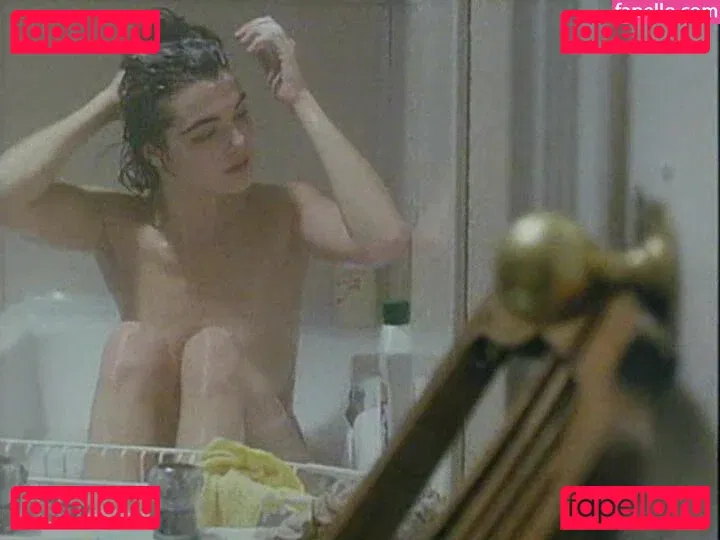 Rachel Weisz Onlyfans Photo Gallery 