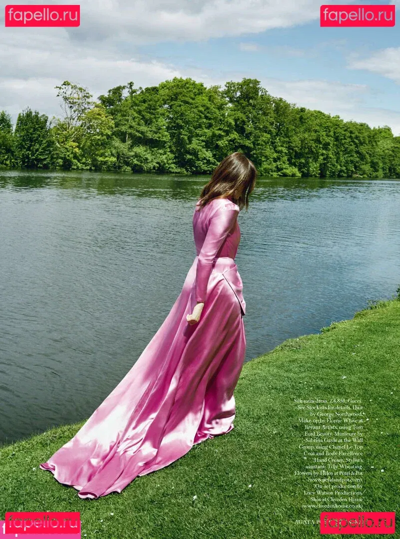 Rachel Weisz Onlyfans Photo Gallery 