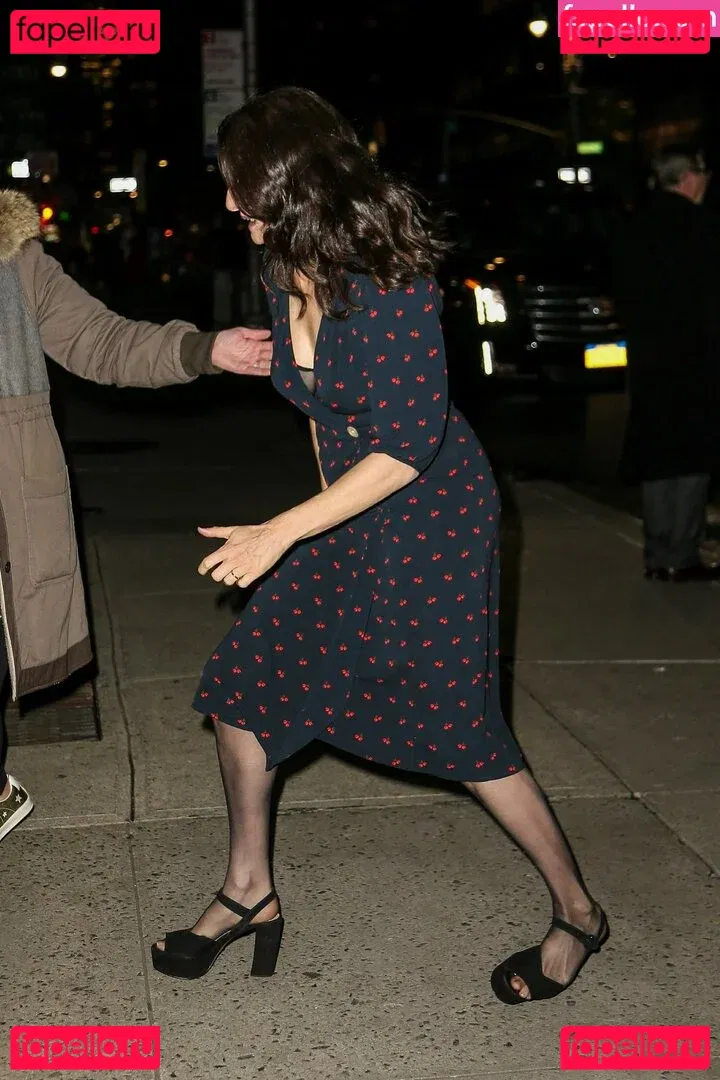 Rachel Weisz Onlyfans Photo Gallery 