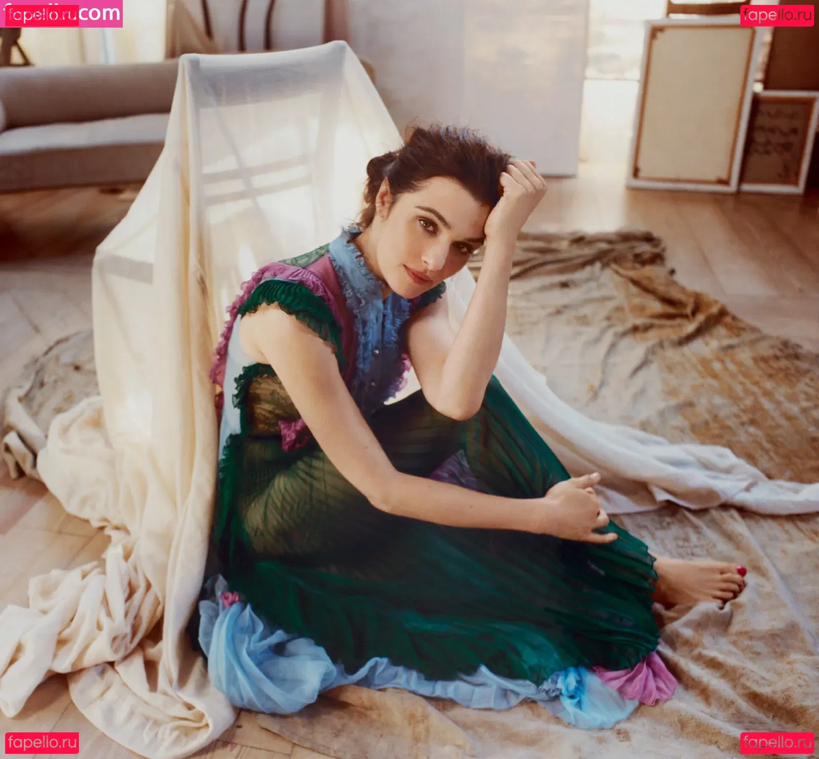 Rachel Weisz Onlyfans Photo Gallery 