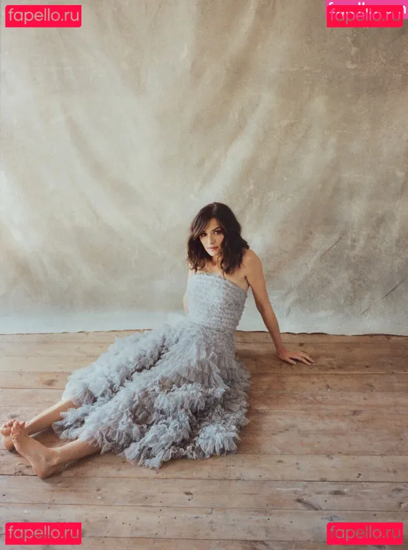 Rachel Weisz Onlyfans Photo Gallery 