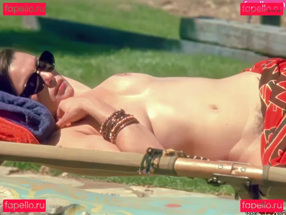 Rachel Weisz Onlyfans Photo Gallery 