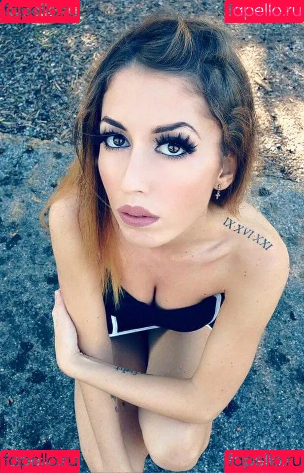 Eve Menta Onlyfans Photo Gallery 