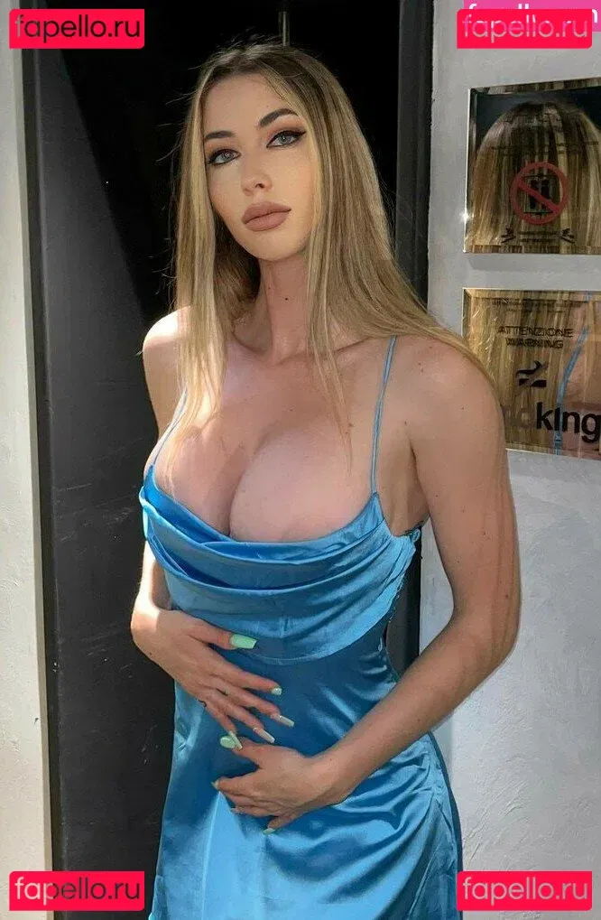 Eve Menta Onlyfans Photo Gallery 