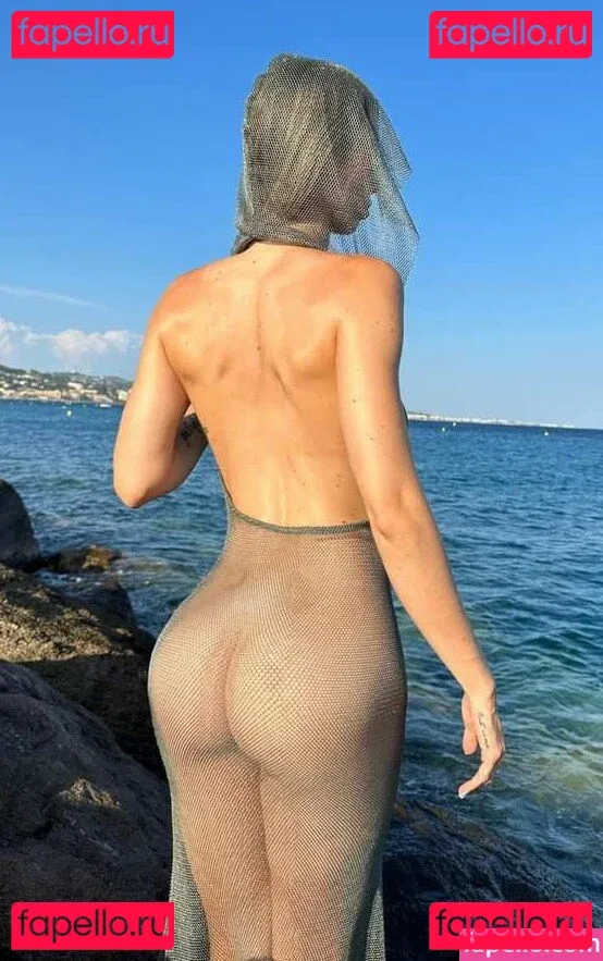 Eve Menta Onlyfans Photo Gallery 