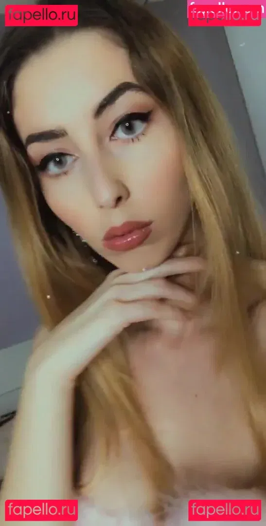 Eve Menta Onlyfans Photo Gallery 