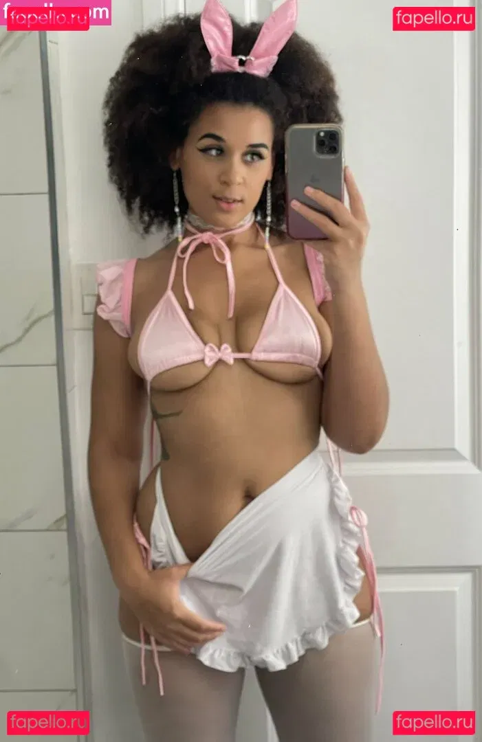 Varsenex Onlyfans Photo Gallery 