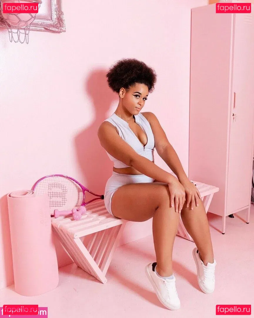 Varsenex Onlyfans Photo Gallery 