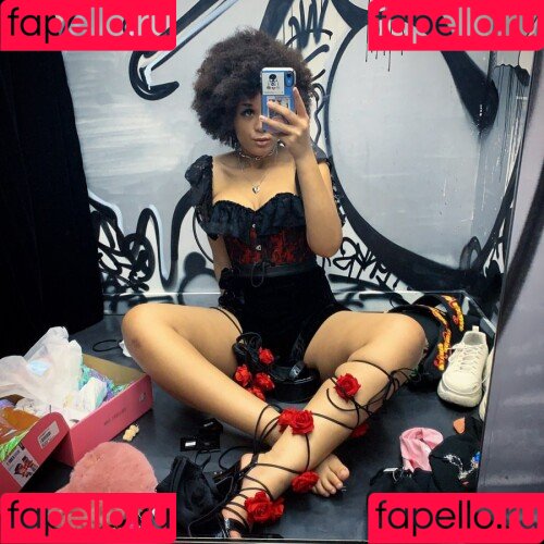 Varsenex Onlyfans Photo Gallery 