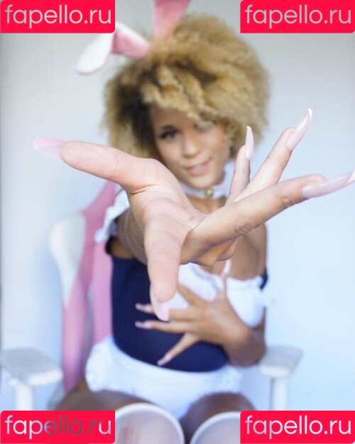 Varsenex Onlyfans Photo Gallery 