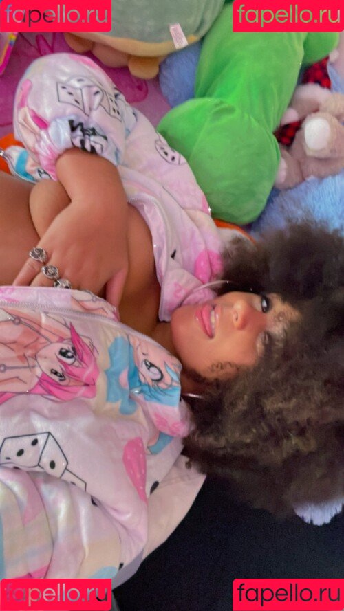 Varsenex Onlyfans Photo Gallery 