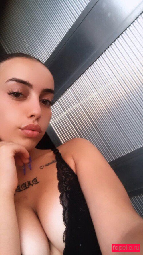 Cláudia Vale Nude Onlyfans Photo 7