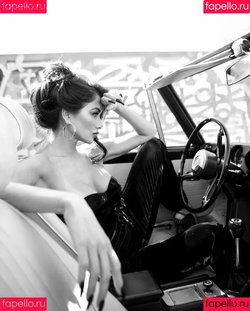 Nicole Scherzinger Onlyfans Photo Gallery 