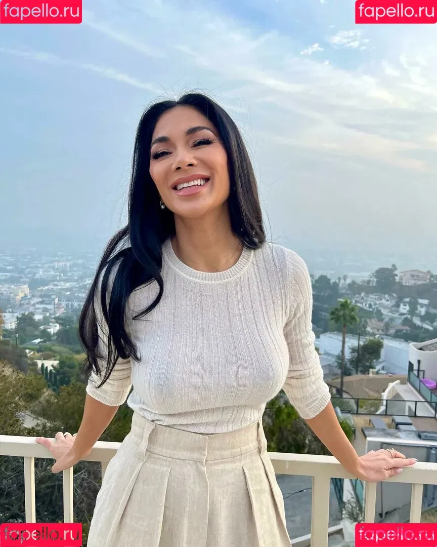 Nicole Scherzinger Onlyfans Photo Gallery 